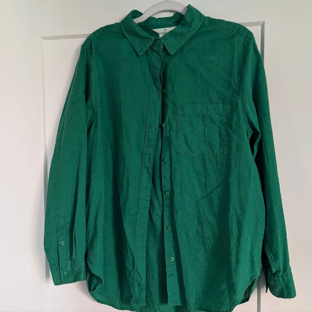 Oversized Green Linen Blend Button Up - Picture 2 of 12